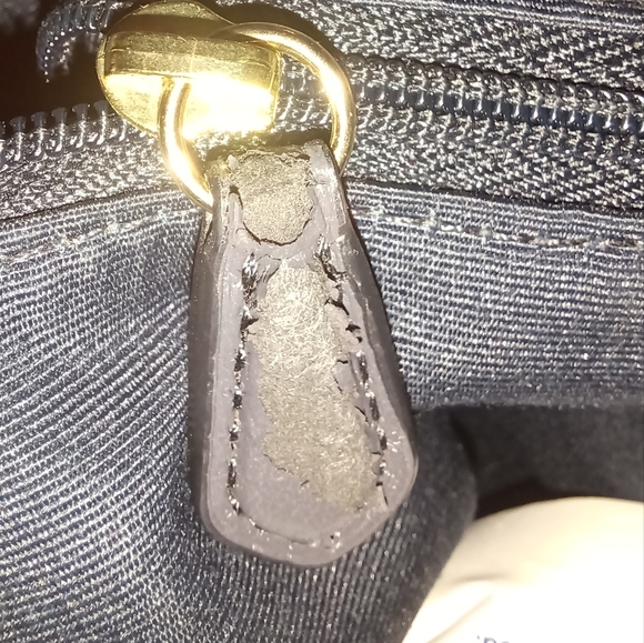 Elegant Blue Leather Tote Bag - Picture 14 of 16